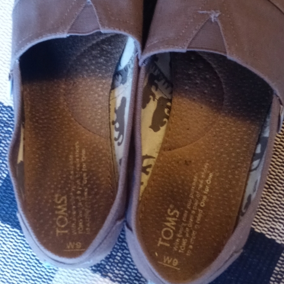 Womens Toms - Picture 3 of 4